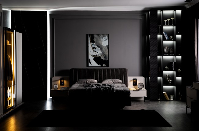 Portre Komodin Portre Komodin