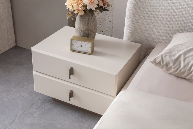 Gloria Komodin Gloria Komodin